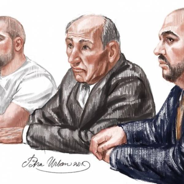 Verdachten viervoudige moord Enschede schrijven brieven aan God